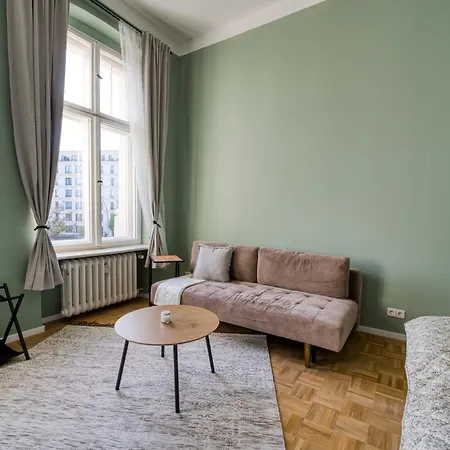 Jomi Stays, Brandenburgische Strasse 16 - Wohnen Beim Kurfuerstendamm Homestay *