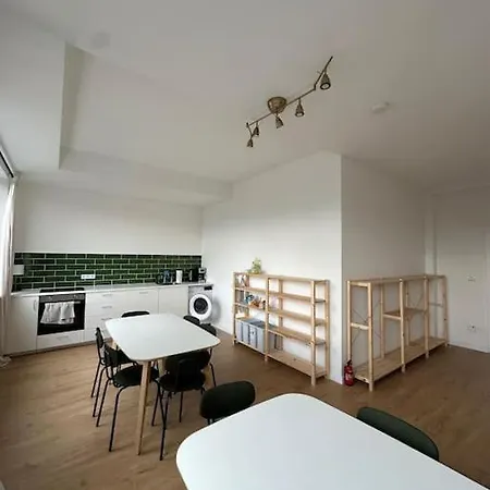 Helles Elegantes In Berlin-schoeneberg Berlin