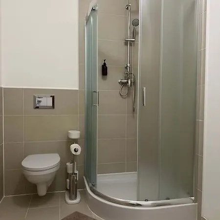 Apartment Helles Elegantes In Berlin-schoeneberg