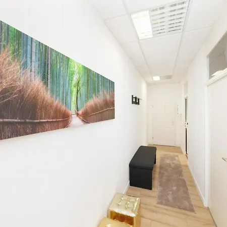 Big 7rms Loft, 1alocation Apartment Berlin
