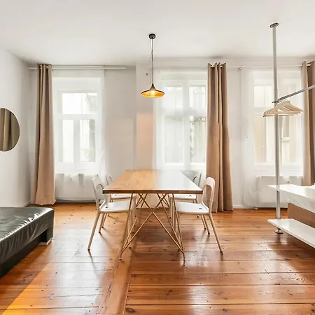 Mooeve Friedrichs Apartment Berlin