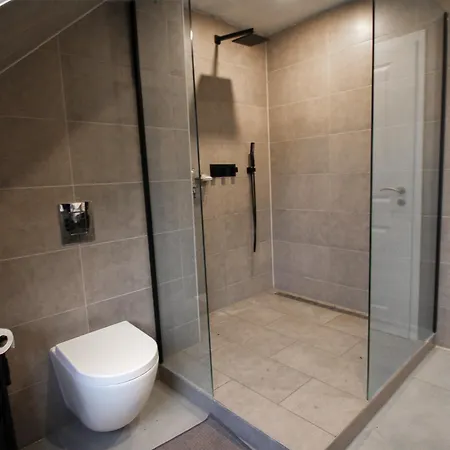 Holiday home Haus Mit Pool, Garten Und Gym In