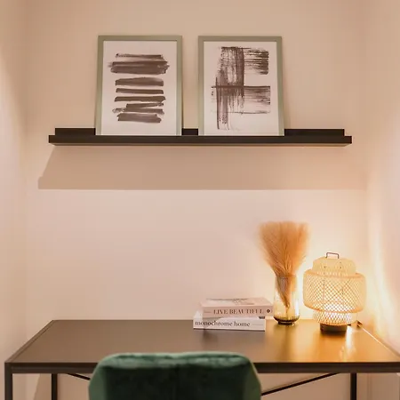 Apartment Homely - Huge Terrace, Modern, Quiet, Near Kudamm
