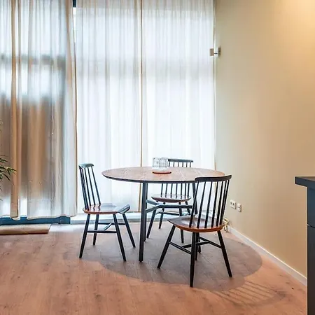 Apartment Modern