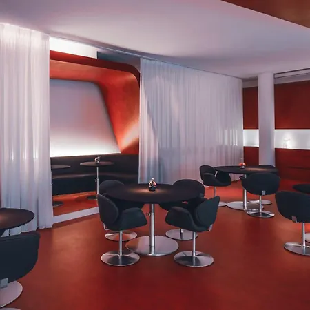 Hotel Q! 4*