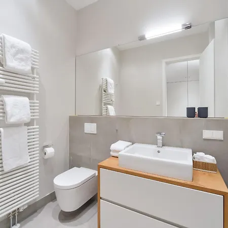 Aparthotel Downtown Living *