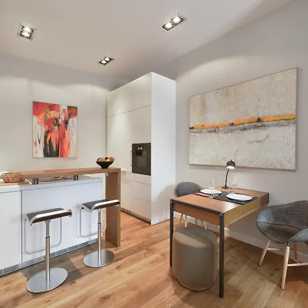 Downtown Living Aparthotel