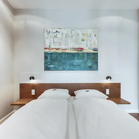 Aparthotel Downtown Living *