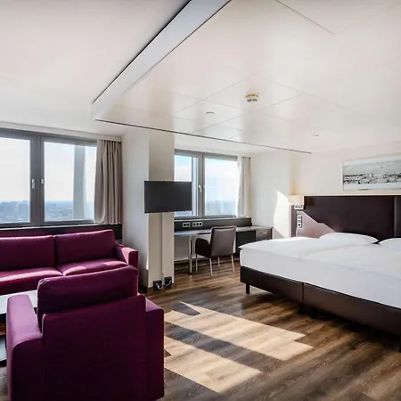 Park By Radisson Alexanderplatz Szálloda 4*
