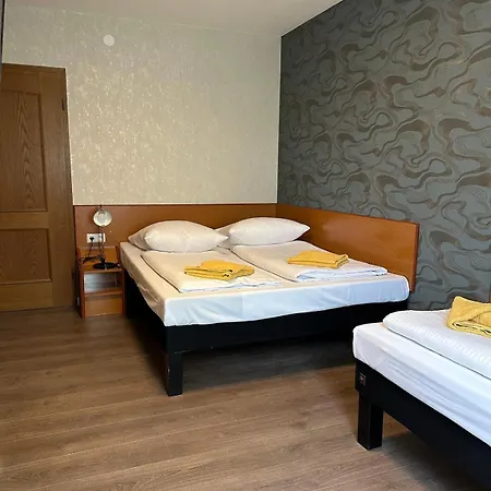 Hotel Pirol *