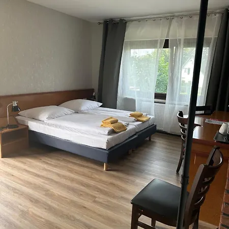 Pirol Hotel
