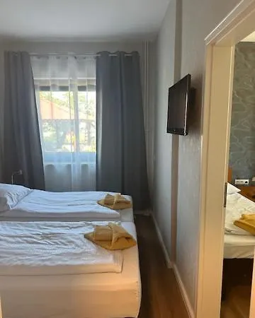 Hotel Pirol *