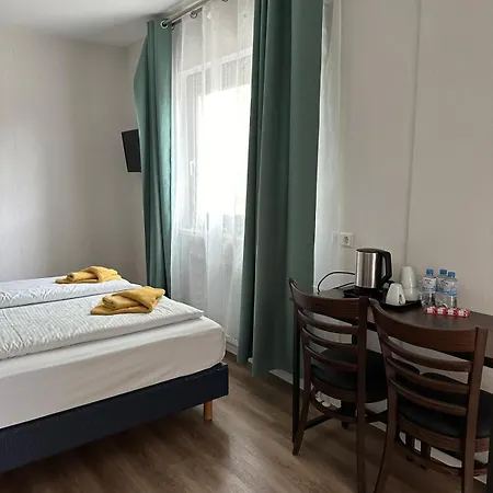 Pirol Hotel
