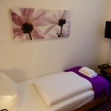 Hotelpension Margrit Guest house Berlin