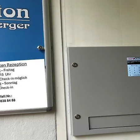 Zum Lichtenberger Guest house *