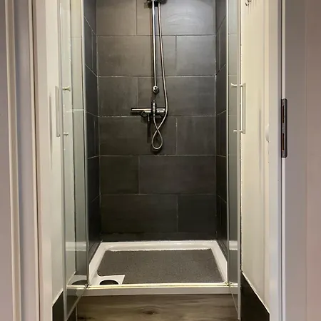 City-apartment Timeless- Frisch Renoviert Apartamento