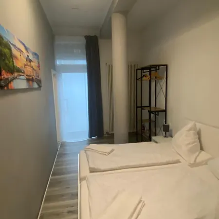 City-apartment Timeless- Frisch Renoviert * Berlim