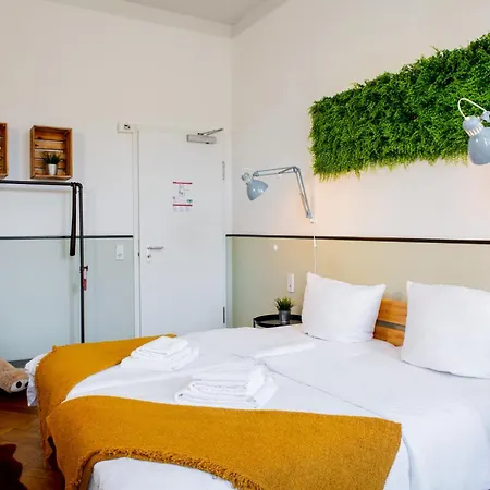 Hotel Alex *