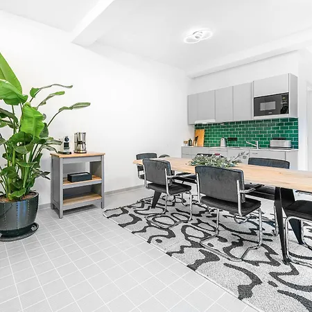 Apartment Mitte Loft On 2floors, 150 Qaudratmeter, 2brs, 2bathrooms, Living Room, Dinning Up To 8 Ppl Berlin