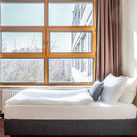 Garner - Schoeneberg By Ihg