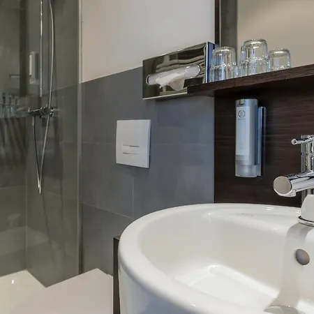 Garner - Spandau By Ihg Otel