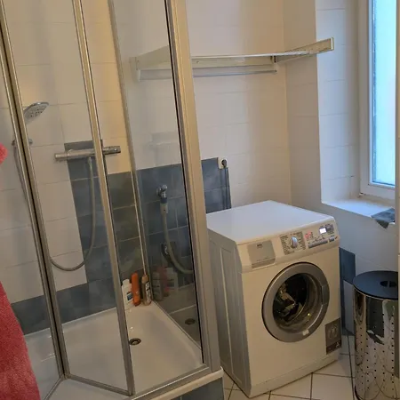 Private Zimmer Direkt Am Treptower Park Homestay Berlin