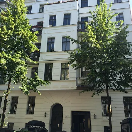 Im Nollendorfkiez, 2 Zimmer, Kueche, Bad, Apartment Berlin