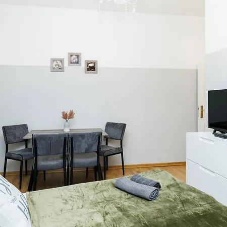 Grand Mitte Rosenthaler Platz
