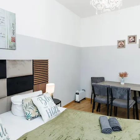 Grand Mitte Rosenthaler Platz * Berlin