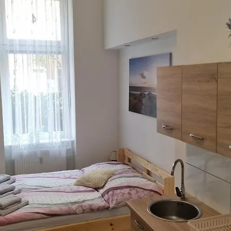 Km4 With Terrace Apartment