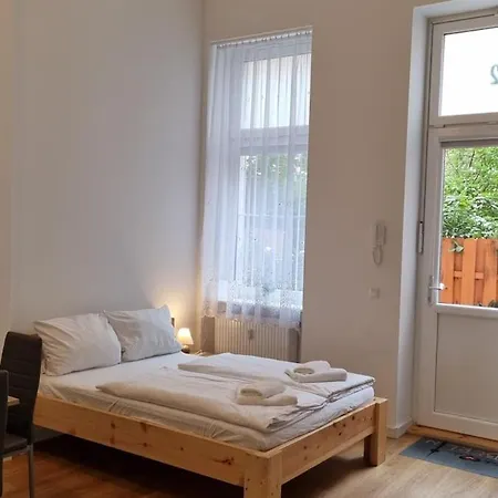 Km2 Xl With Terrace Apartment Berlin