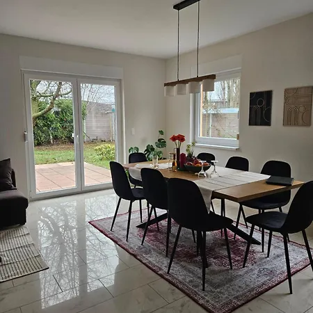 Gemuetliches Haus Apartment Berlin