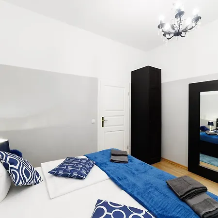 Grand Mitte Rosenthaler Platz Apartment *
