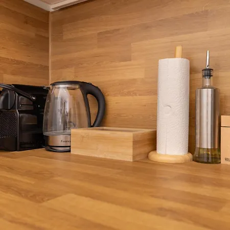 Apartment 2br Modern Maybachufer Tischkicker *