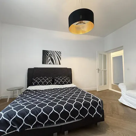I Spacious 67sqm In Friedrichshain * Berlin