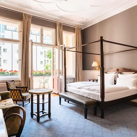 Henri Kurfuerstendamm 4* Berlín