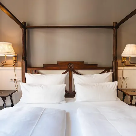 Henri Kurfuerstendamm Hotel 4*