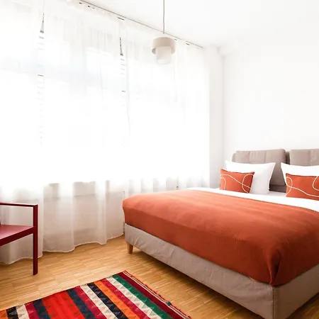 Madzzz Design Art Loft Kreuzberg Mitte Apartment *