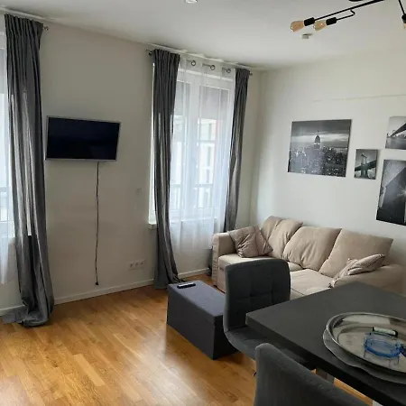 Apartment Genthiner 1