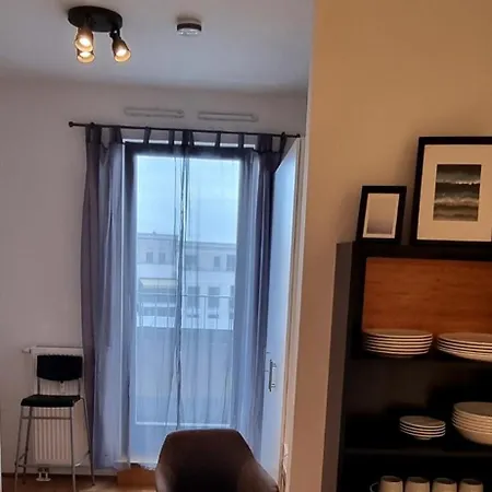 Schoenes Gesamtes Appartement Gegenueber Vom Botanischen Garten Und Nahe S Rathaus Steglitz *