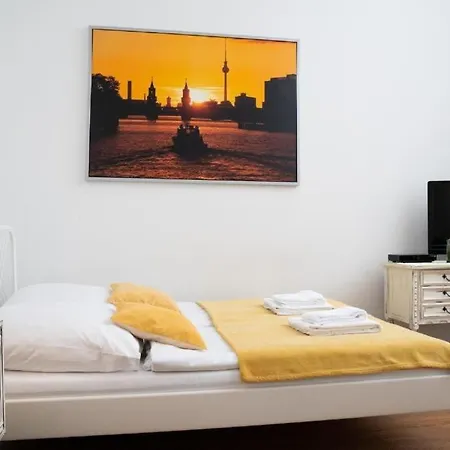 For 3 Apartment Berlin