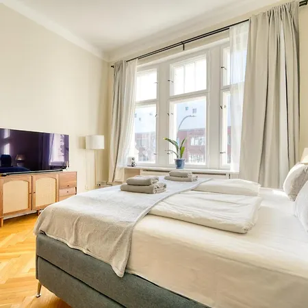 Homestay Jomi Stays, Brandenburgische Strasse 16 - Wohnen Beim Kurfuerstendamm Berlin