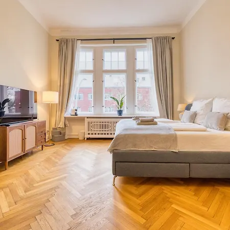 Homestay Jomi Stays, Brandenburgische Strasse 16 - Wohnen Beim Kurfuerstendamm *