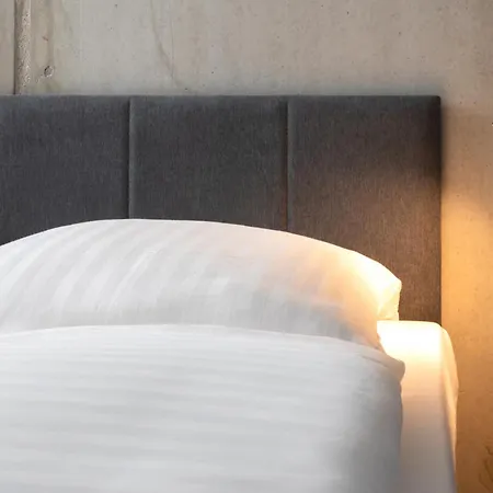 Aparthotel Global Living I Thegraf - East Side Gallery *