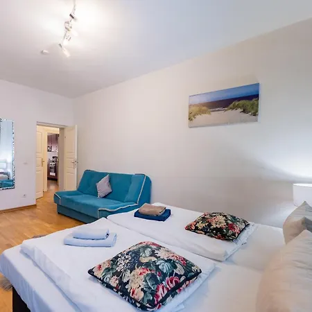 Grand Mitte Rosenthaler Platz Apartment *