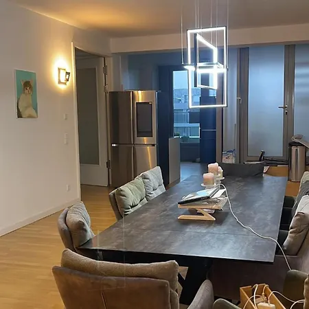 Wunderschoenes In Einem Grossen Neben Dem Brandenburger Tor Und Vom Adlon Homestay *