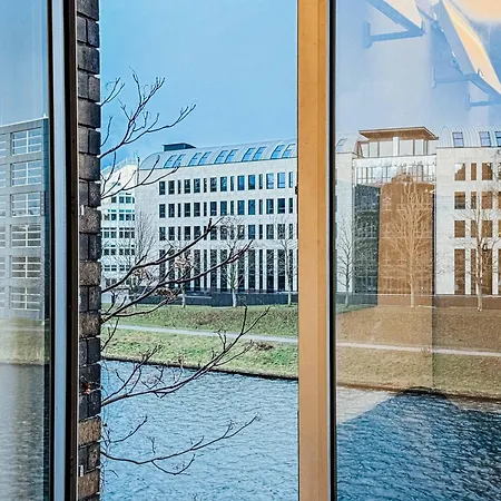 200 Qm Loft Am Fluss Fuer Freunde Und Familien ! Apartment *