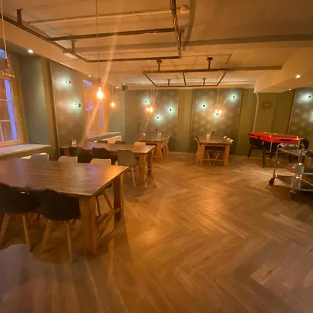Singer109 Hostel, & Хостел