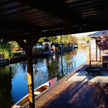 Holiday home Ferienhaeuschen Direkt Am Wasser Inklusive 2 Boote *