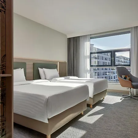 Courtyard By Marriott City Center